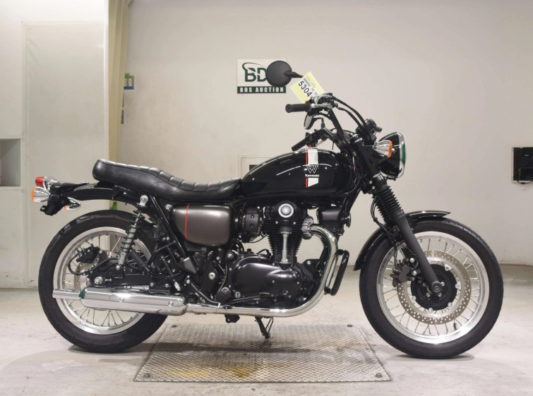 Мотоцикл Kawasaki W800 з пробігом 7276 km