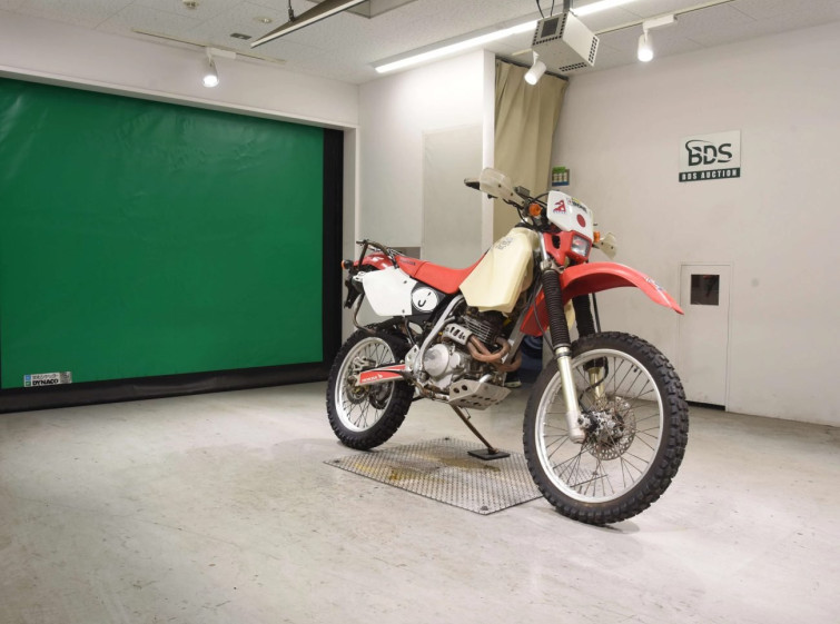 Мотоцикл Honda XR250 с пробегом 1393 km