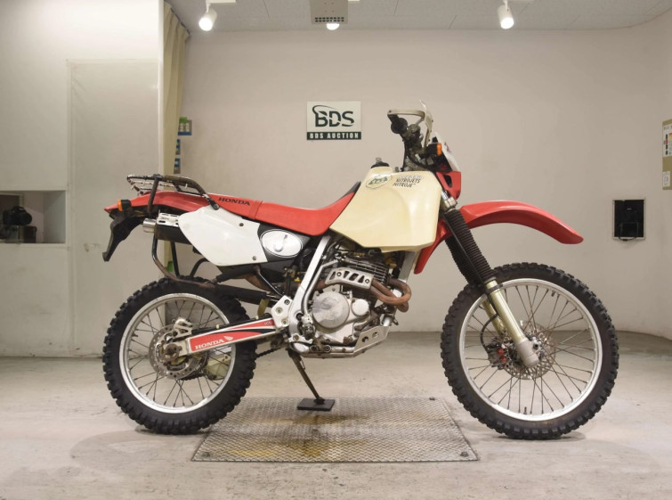 Мотоцикл Honda XR250 с пробегом 1393 km