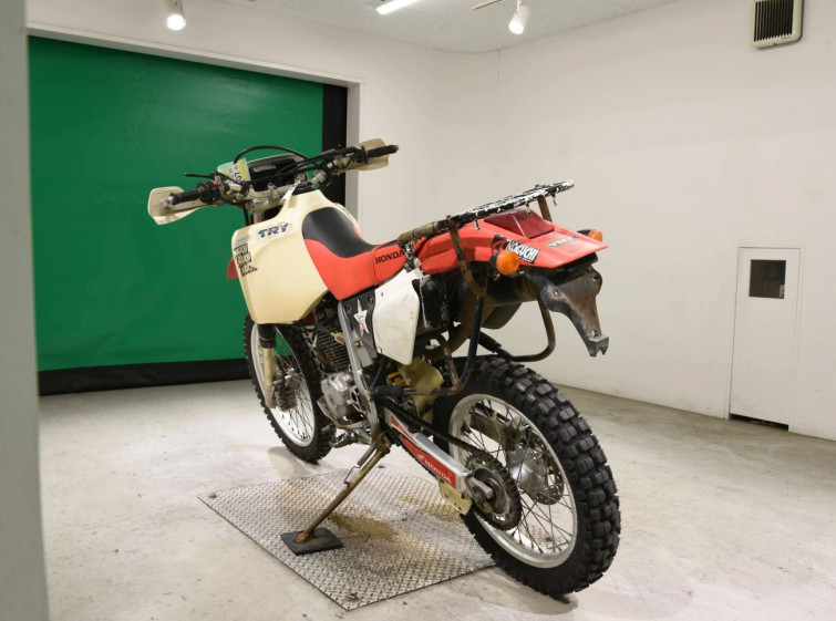 Мотоцикл Honda XR250 с пробегом 1393 km