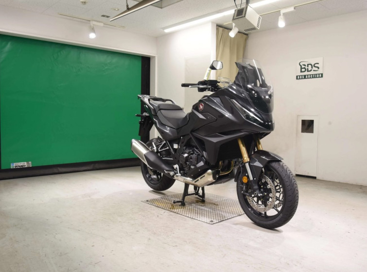 Мотоцикл Honda NT1100 с пробегом 30 km