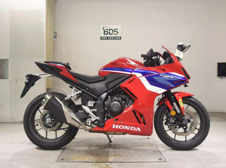 Мотоцикл Honda CBR400R-3 с пробегом 4392 km
