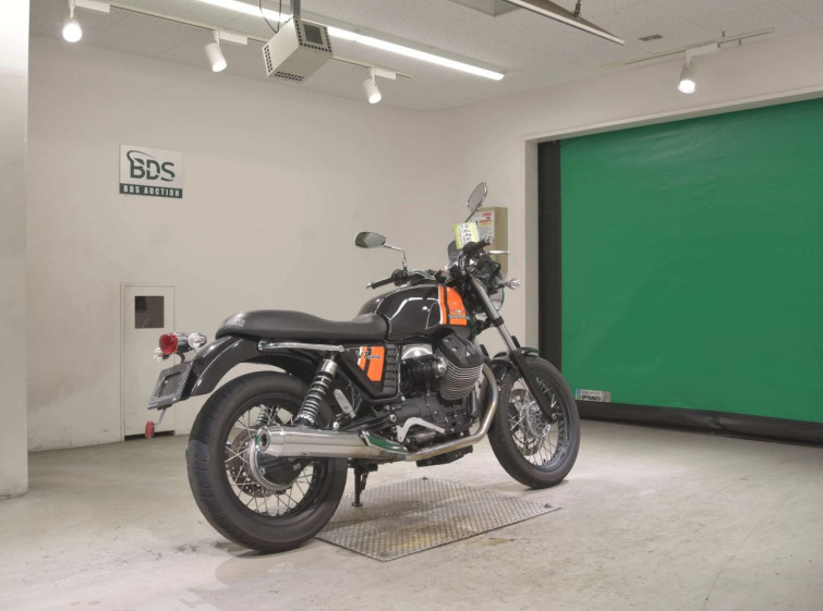 Мотоцикл Moto Guzzi V7 SPECIAL с пробегом 30257 km
