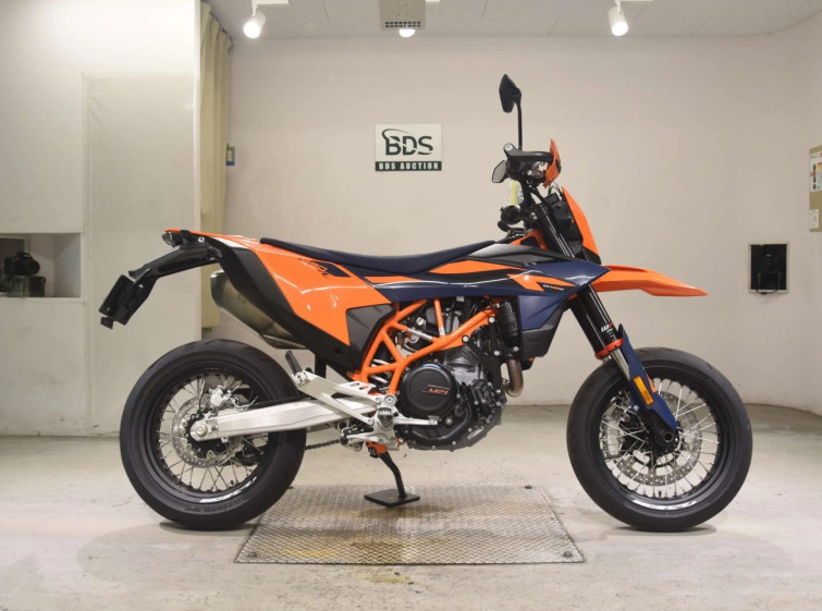 Мотоцикл KTM 690 SMC R