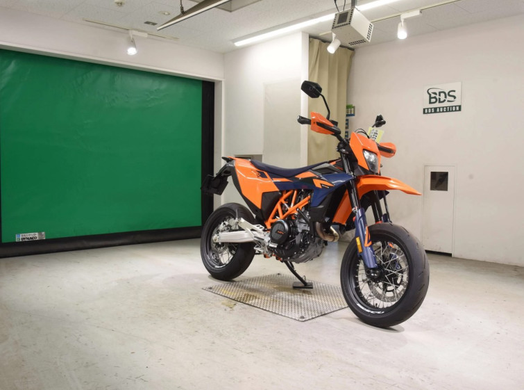 Мотоцикл KTM 690 SMC R