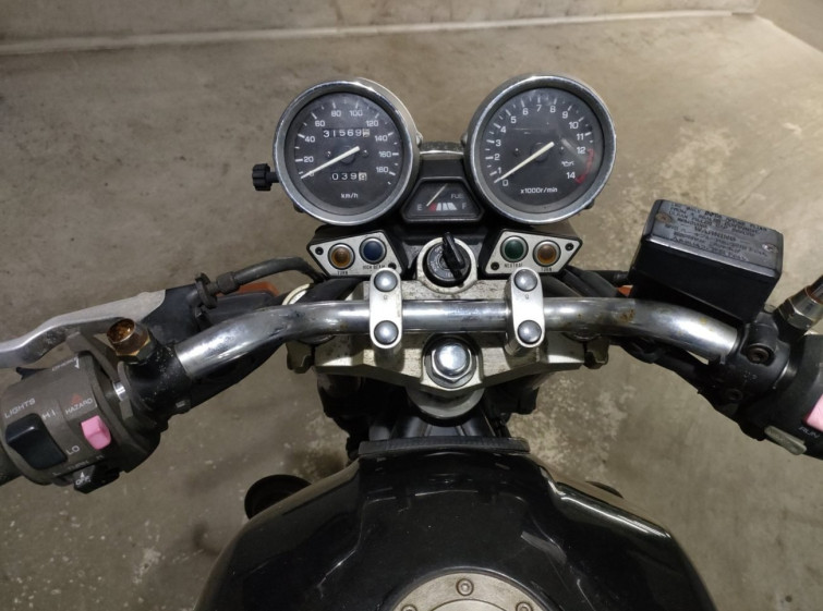 Мотоцикл Yamaha XJR400 з пробігом 31569 km