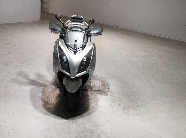 Мотоцикл Yamaha MAJESTY250