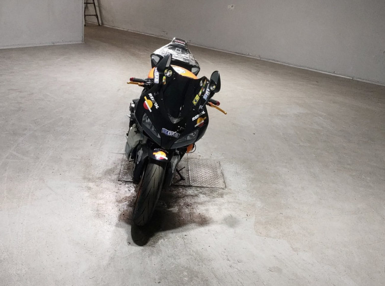 Мотоцикл Honda CBR1000RR с пробегом 75856 km
