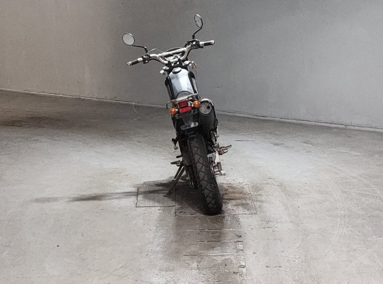 Мотоцикл Yamaha TRICKER с пробегом 28635 km
