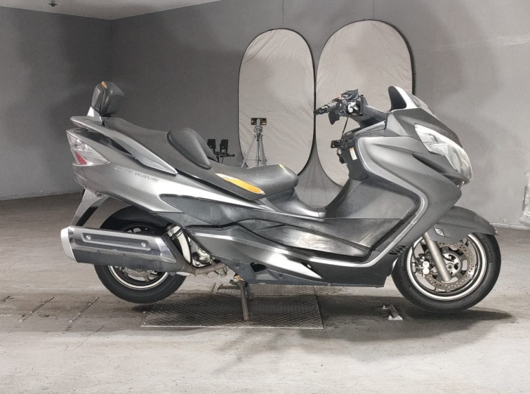 Мотоцикл Suzuki SKYWAVE 250 з пробігом 93686 km