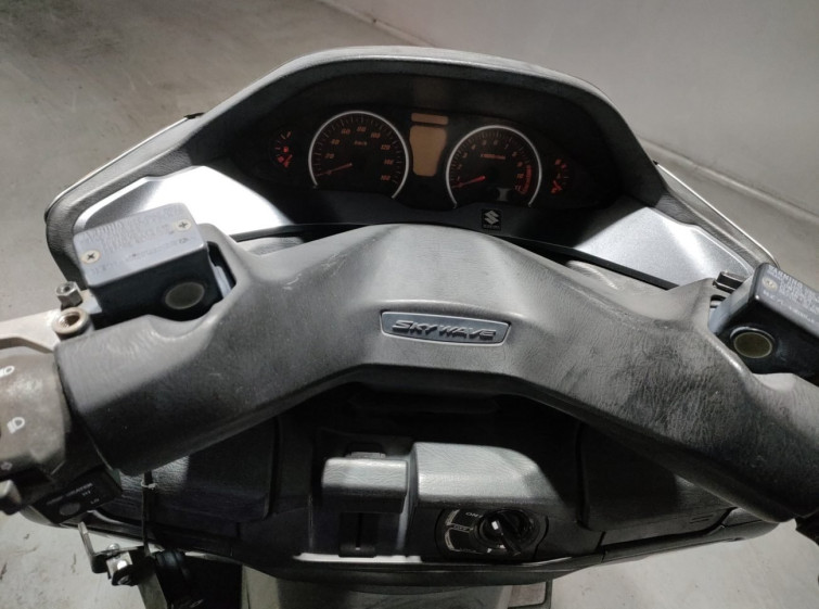 Мотоцикл Suzuki SKYWAVE 250 з пробігом 93686 km
