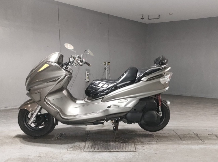 Мотоцикл Yamaha MAJESTY250 з пробігом 25118 km