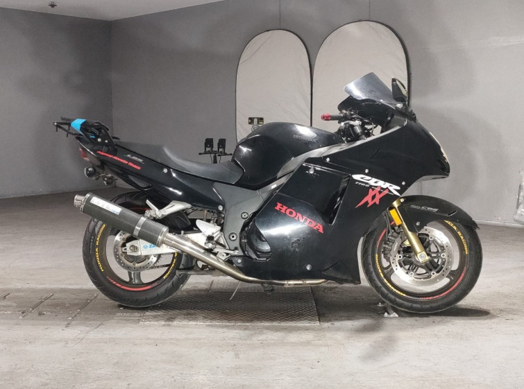 Мотоцикл Honda CBR1100XX BLACKBIRD с пробегом 47872 km
