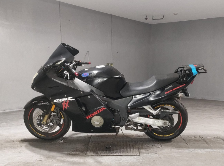 Мотоцикл Honda CBR1100XX BLACKBIRD с пробегом 47872 km