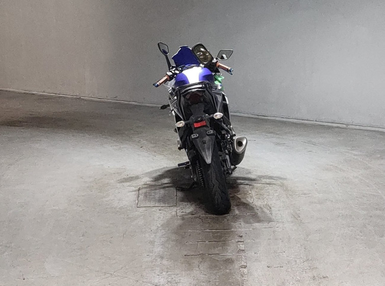 Мотоцикл Yamaha YZF-R25 з пробігом 49849 km