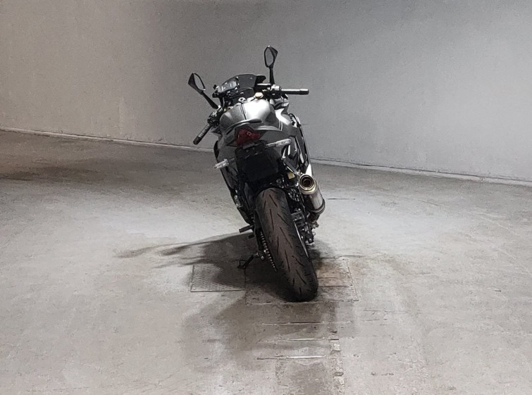Мотоцикл Kawasaki NINJA ZX-4R SE з пробігом 10281 km