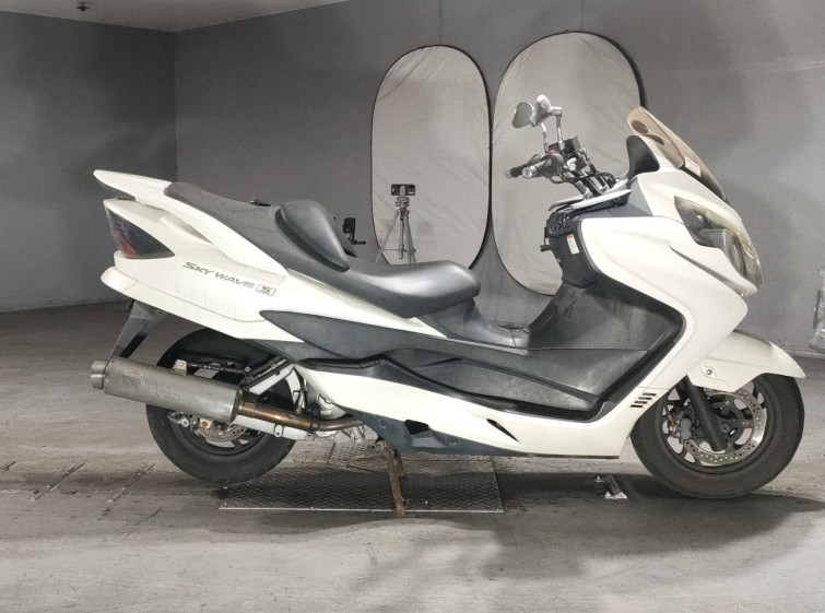 Мотоцикл Suzuki SKYWAVE 250S