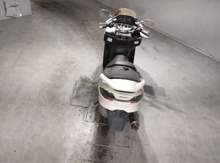Мотоцикл Suzuki SKYWAVE 250S