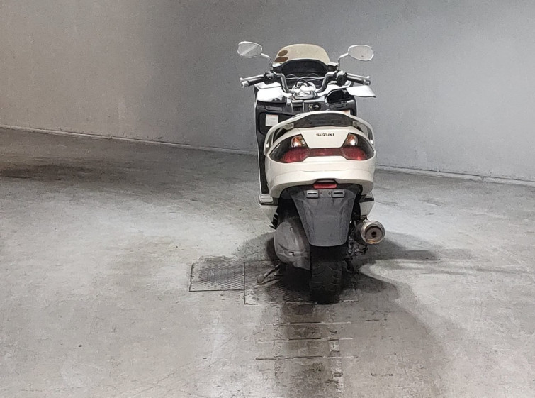 Мотоцикл Suzuki SKYWAVE 250S