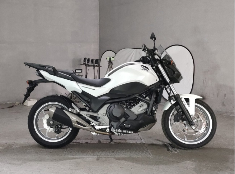 Мотоцикл Honda NC750SD з пробігом 9883 km