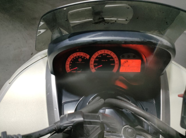 Мотоцикл Yamaha MAJESTY250 с пробегом 57092 km