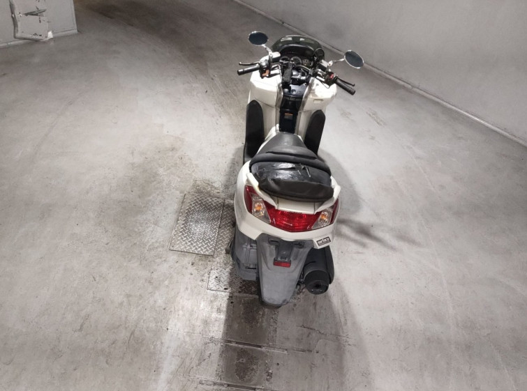 Мотоцикл Yamaha MAJESTY250 с пробегом 57092 km