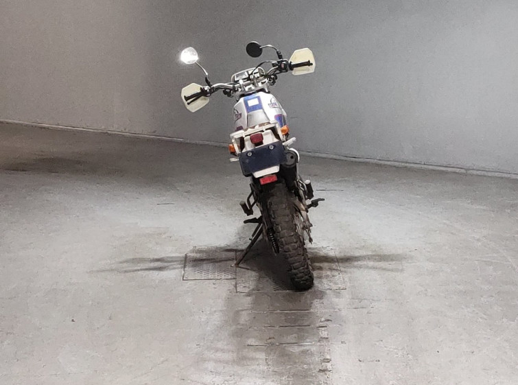 Мотоцикл Yamaha ｾﾛｰ225 з пробігом 56408 km
