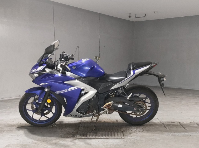 Мотоцикл Yamaha YZF-R25 с пробегом 24795 km