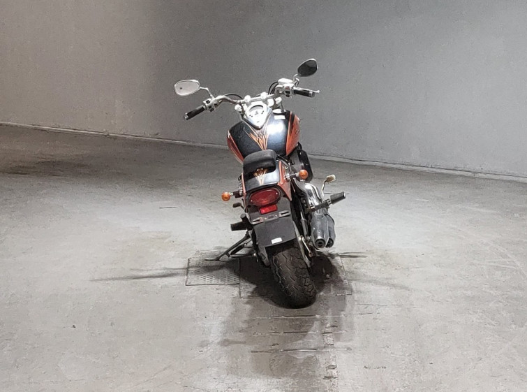 Мотоцикл Yamaha DRAGSTAR XVS400