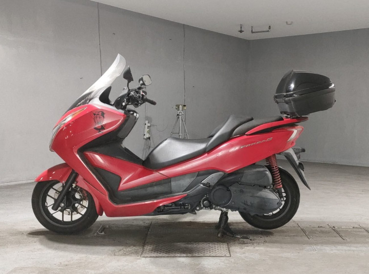 Мотоцикл Honda FORZASI з пробігом 10205 km