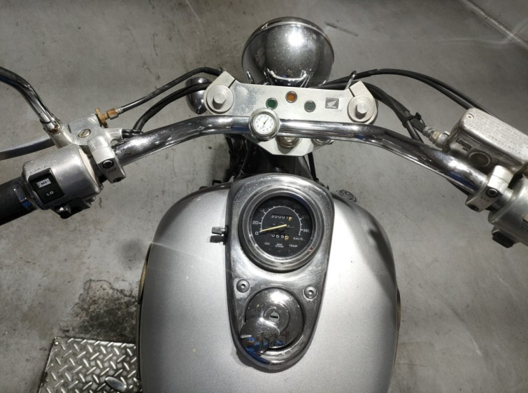 Мотоцикл Honda MAGNA250 з пробігом 30007 km
