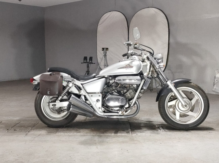 Мотоцикл Honda MAGNA250 з пробігом 30007 km