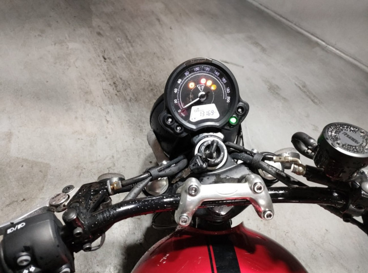 Мотоцикл Triumph SPEED TWIN 900 с пробегом 13169 km