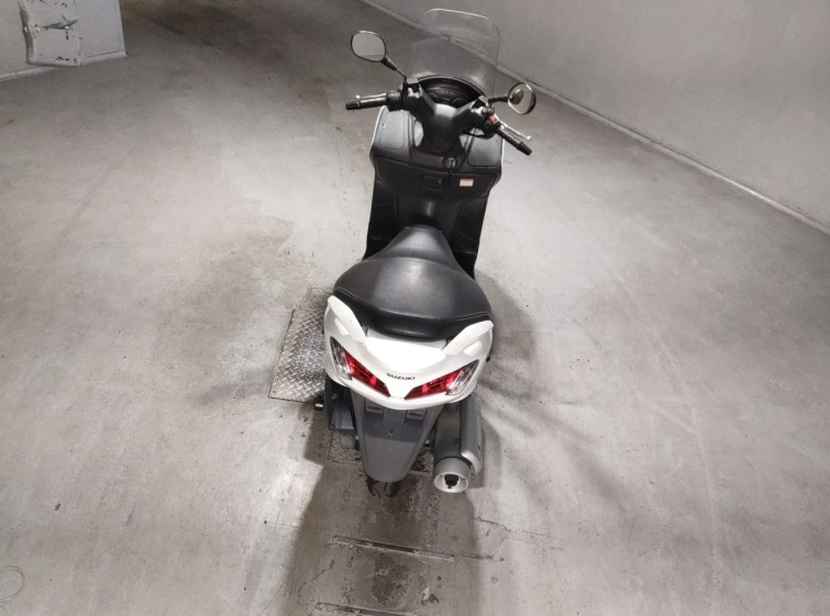Мотоцикл Suzuki BURGMAN 200 з пробігом 57564 km