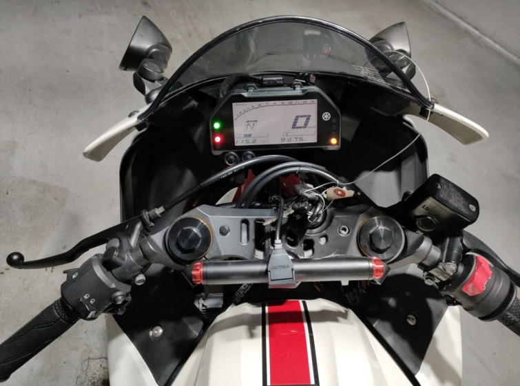 Мотоцикл Yamaha YZF-R3 з пробігом 9375 km