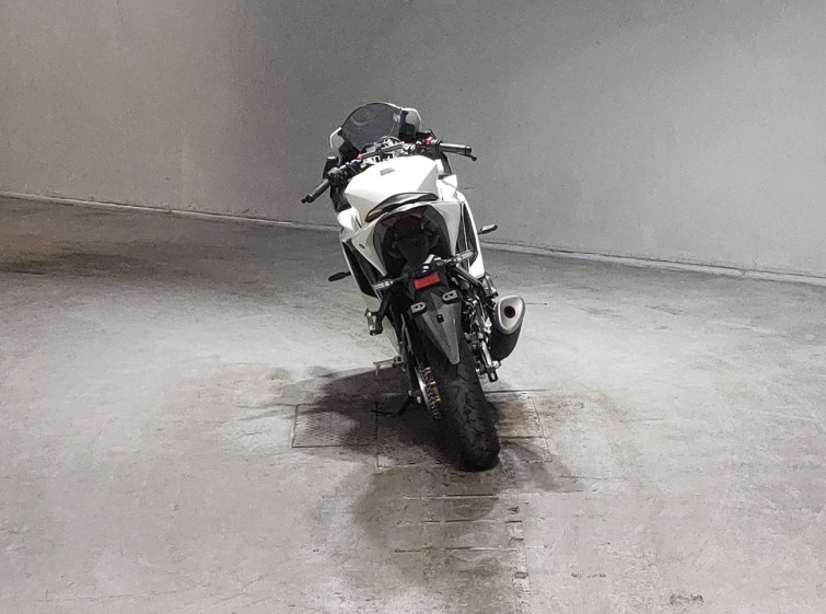 Мотоцикл Yamaha YZF-R3 з пробігом 9375 km