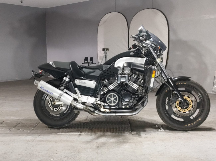 Мотоцикл Yamaha V-MAX1200 з пробігом 23790 m