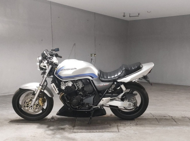 Мотоцикл Honda CB400SFV з пробігом 90914 km