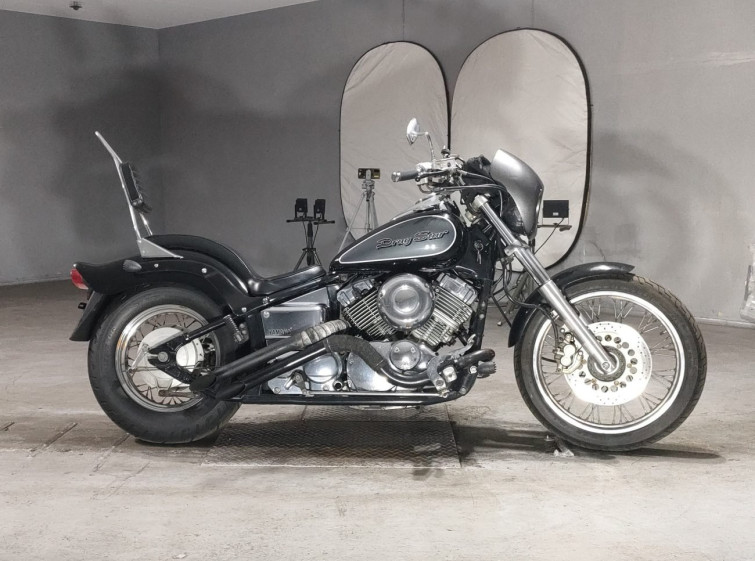 Мотоцикл Yamaha DRAGSTAR XVS400 с пробегом 29754 km