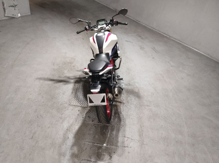 Мотоцикл BMW G310R с пробегом 2454 km
