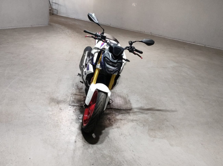 Мотоцикл BMW G310R с пробегом 2454 km