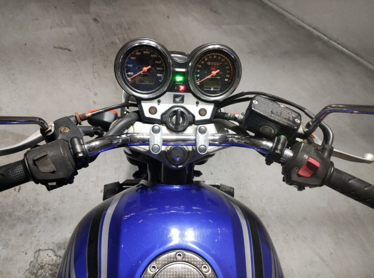 Мотоцикл Honda CB400SFV с пробегом 38283 km