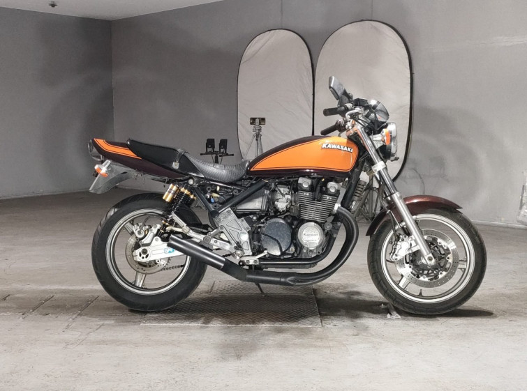 Мотоцикл Kawasaki ZEFAR 400 с пробегом 32425 km