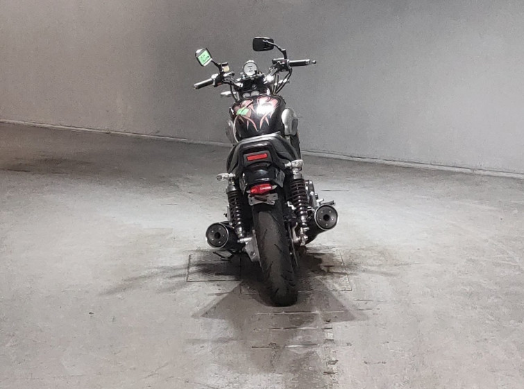 Мотоцикл Yamaha V-MAX1200 з пробігом 4159 km