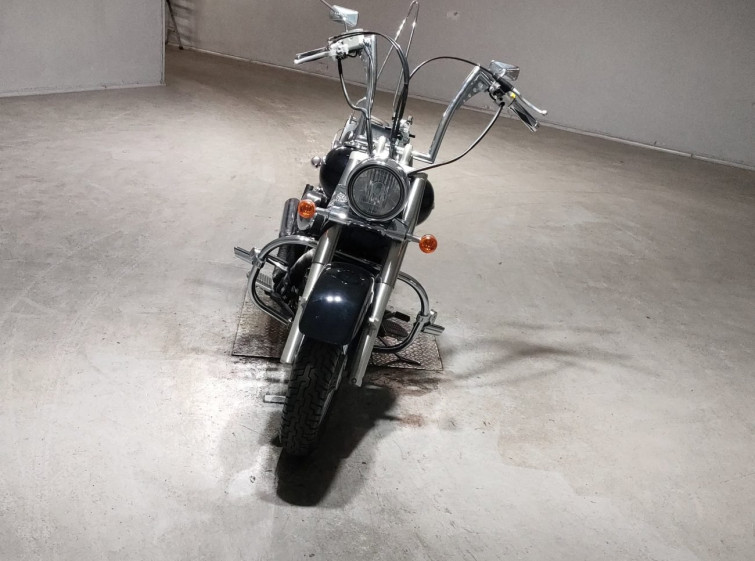 Мотоцикл Suzuki INTRUDER 400 CLASSIC с пробегом 23140 km
