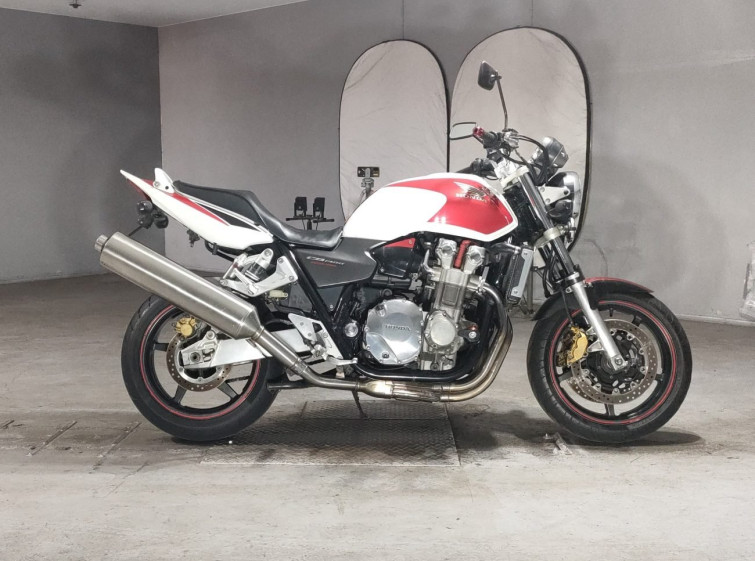Мотоцикл Honda CB1300SF с пробегом 55898 km