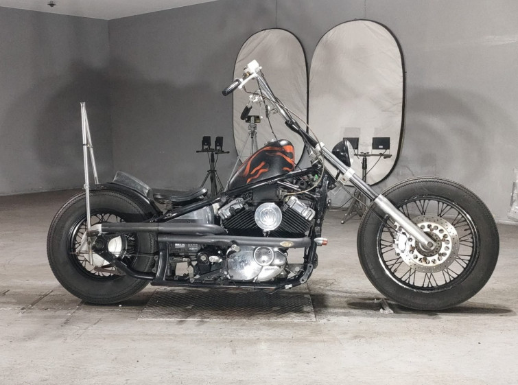 Мотоцикл Yamaha DRAGSTAR XVS400 с пробегом 12645 km