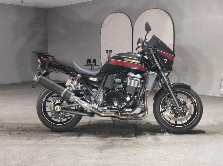 Мотоцикл Kawasaki ZRX1200 с пробегом 16047 km