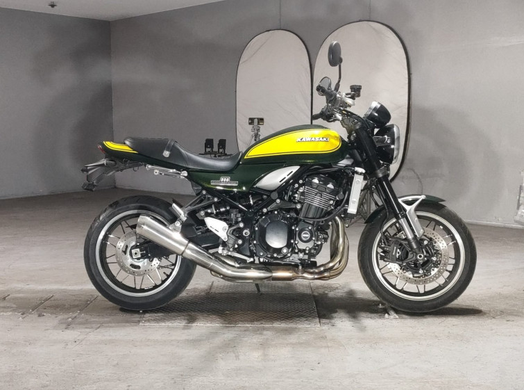 Мотоцикл Kawasaki Z900RS з пробігом 6815 km