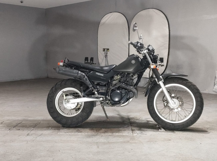 Мотоцикл Yamaha TW225 с пробегом 24781 km
